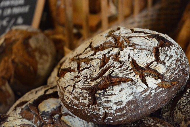 Bordeaux' Best Boulangeries & History Tour - Stop 1: La Flèche Saint-Michel and the First Tasting