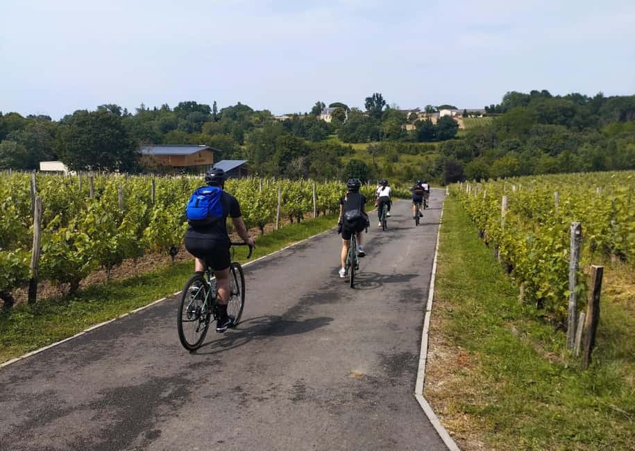 Bordeaux by Gravel Bike : Historic center & vineyards - Starting in Chartrons at 16 Rue Notre Dame