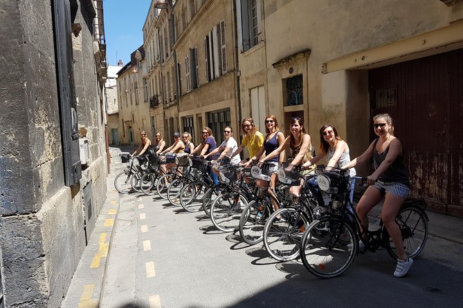 Bordeaux Essentials Sightseeing Bike Tour with a Local Guide - From Saint-André Cathedral to Palais Gallien: the stop-by-stop story