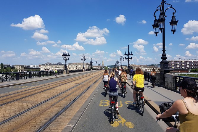 Bordeaux Essentials Sightseeing Bike Tour with a Local Guide - The river crossing, underground hints, and route moments you might miss solo