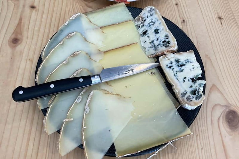 Bordeaux: Foodie Tour - Burger and foccacia: why street-style hits hard on a walking tour