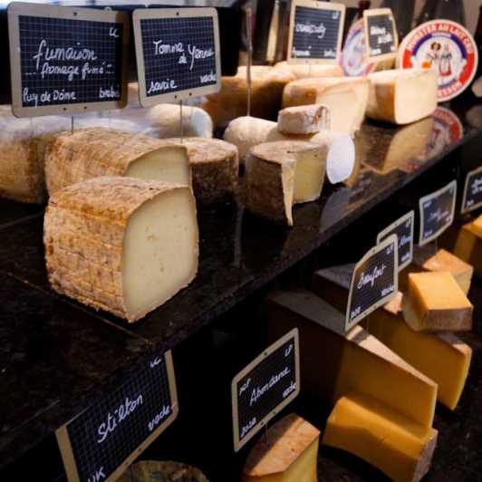 Bordeaux Gourmet Experience: Cheese & Wine Tasting - How the 90 minutes work: 3 rounds of cheese and Bordeaux wine