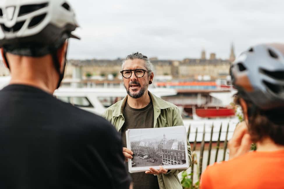 Bordeaux: Historic Center & Chartrons District Bike Tour - Pace, distance, and who this bike tour fits best