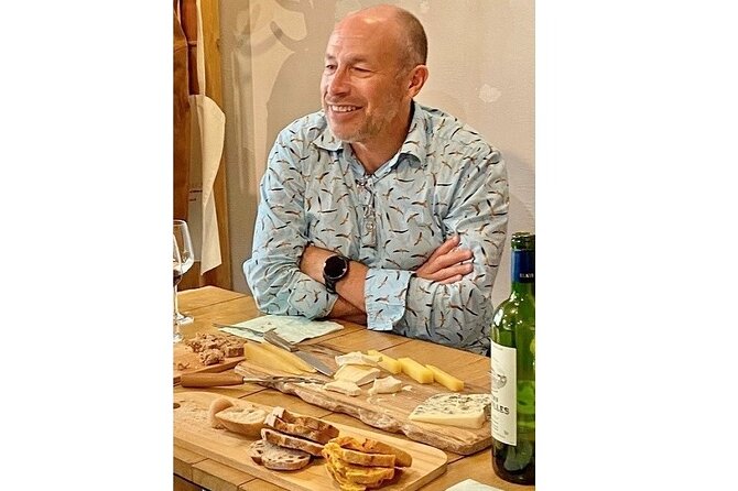 Bordeaux Old Town Food and Wine Tour - Why the shop choices beat the tourist-trap approach