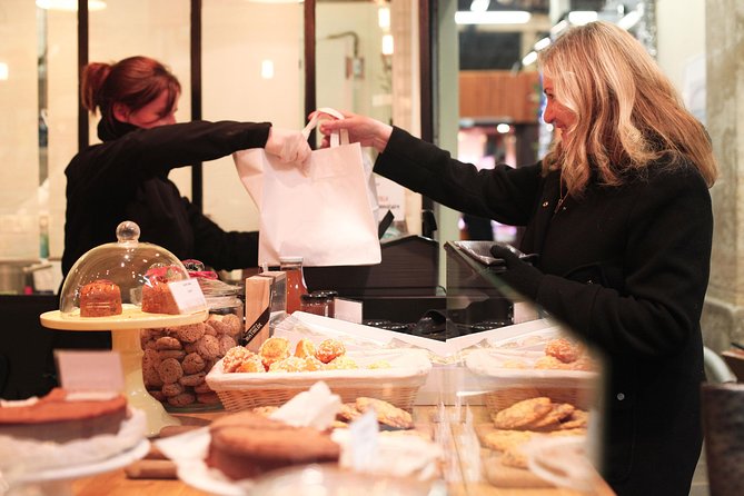 Bordeaux Old Town & Market Local Food with Wine Tastings Tour - The Route Timing: 10:30 Start, Old Town Market Energy, Finish Near Parliament