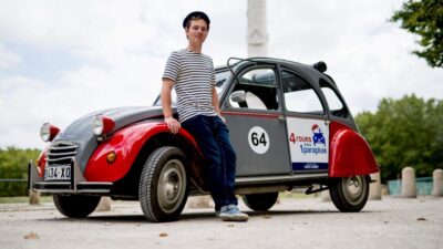 Bordeaux: Private Tour in a Citroën 2CV 45min - Starting at Allées de Tourny and the Grand Théâtre