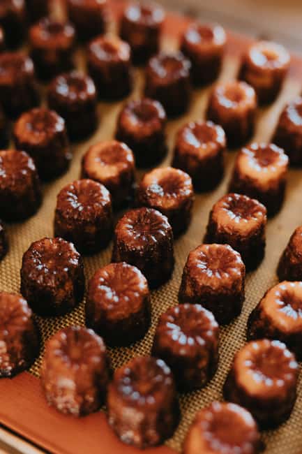 Bordeaux: River Garonne Cruise with Glass of Wine and Canelé - The Wine-and-Canelé Part: What You Actually Get to Drink