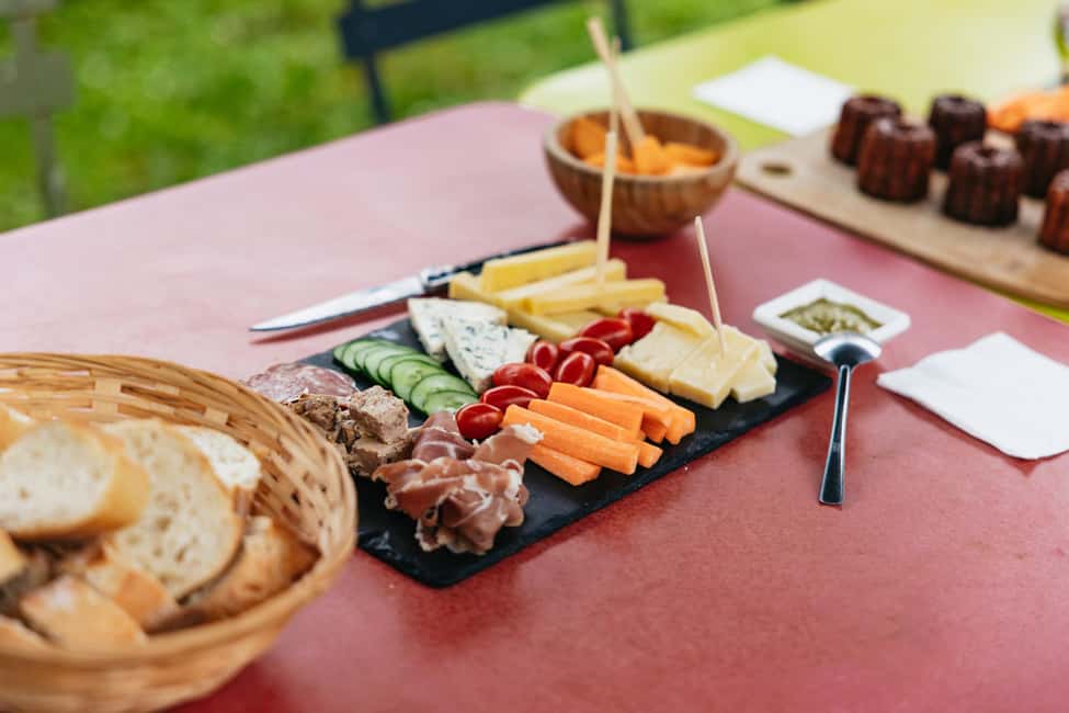 Bordeaux: St. Emilion Day Trip with Wine Tasting and Lunch - The Drive Into Wine Country: Use the Ride for Better Tasting