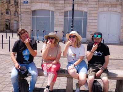 Bordeaux - sweet food tour of the old city - From Place Gambetta into the old city