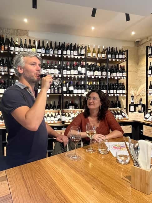 Bordeaux: Taste 4 Wines with a Certified Sommelier - Group size, age, and access