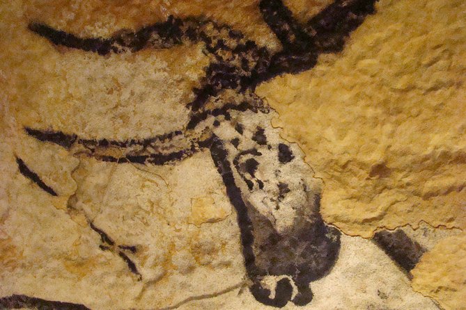 Bordeaux to Lascaux and Dordogne Valley Private Sightseeing Tour - Timing, pickup, and practical concerns