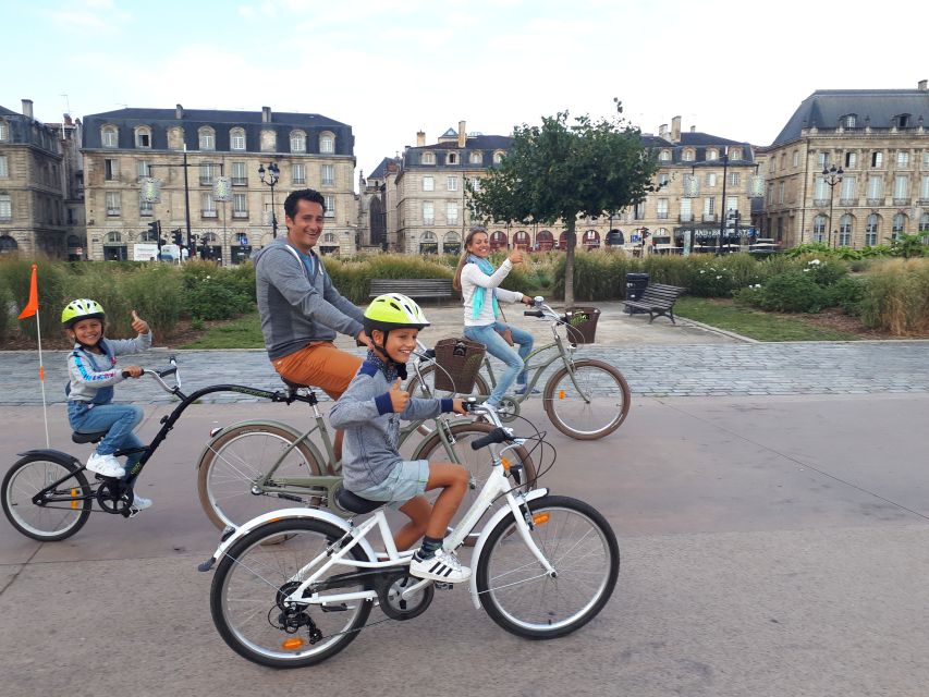 Bordeaux: Top Landmarks & Historic Bike Tour - Quays, Darwin Eco-systeme, and a Cool Break Along the Garonne