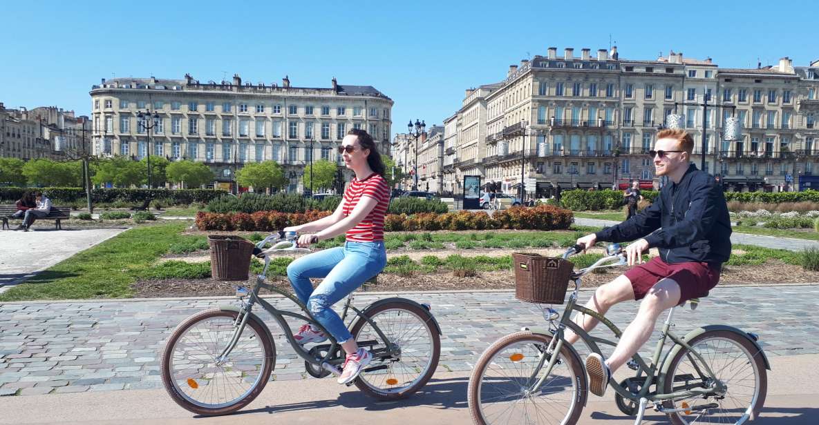 Bordeaux: Top Landmarks & Historic Bike Tour - Jardin Public Food Stop and the Triangle d’Or Walk-Through Feeling