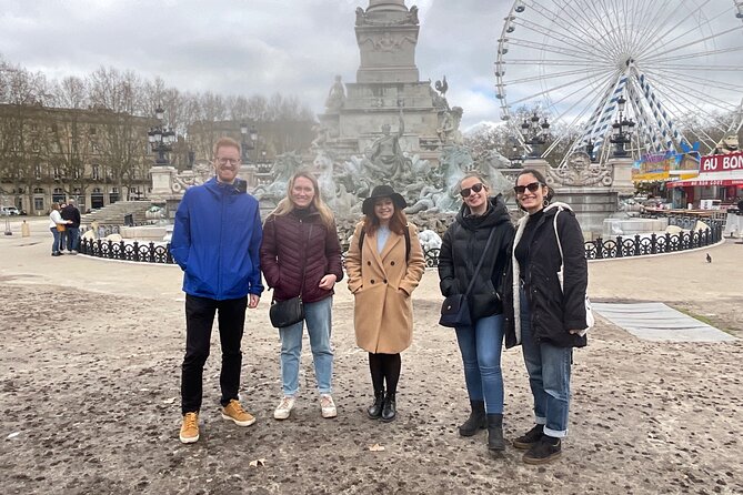 Bordeaux Walking Tour with a Local Private Guide - Photo Stop with Pont de Pierre: The Water Mirror