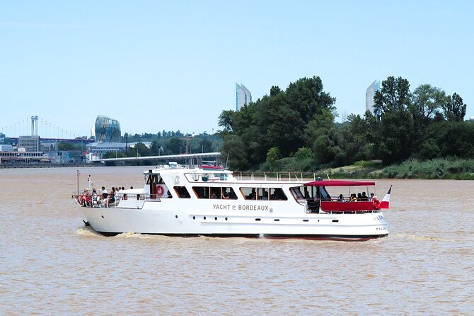 Brunch and cruise on the Garonne in Bordeaux - Why the Garonne changes your view of Bordeaux