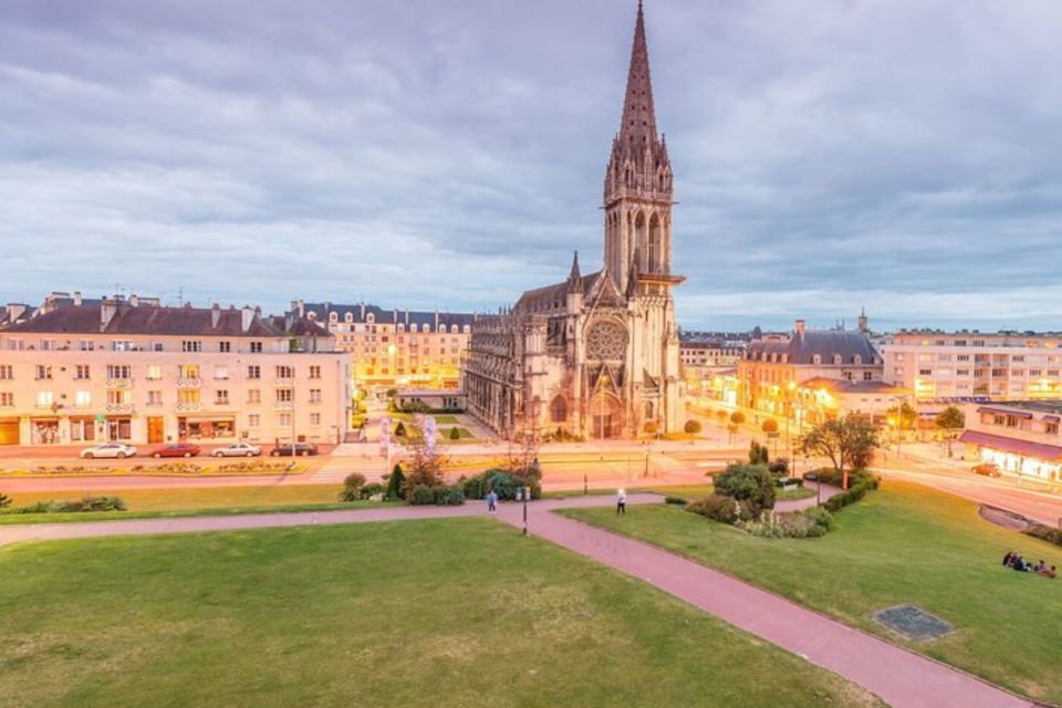 Caen: Private custom tour with a local guide - Caen’s monuments and museums from the outside