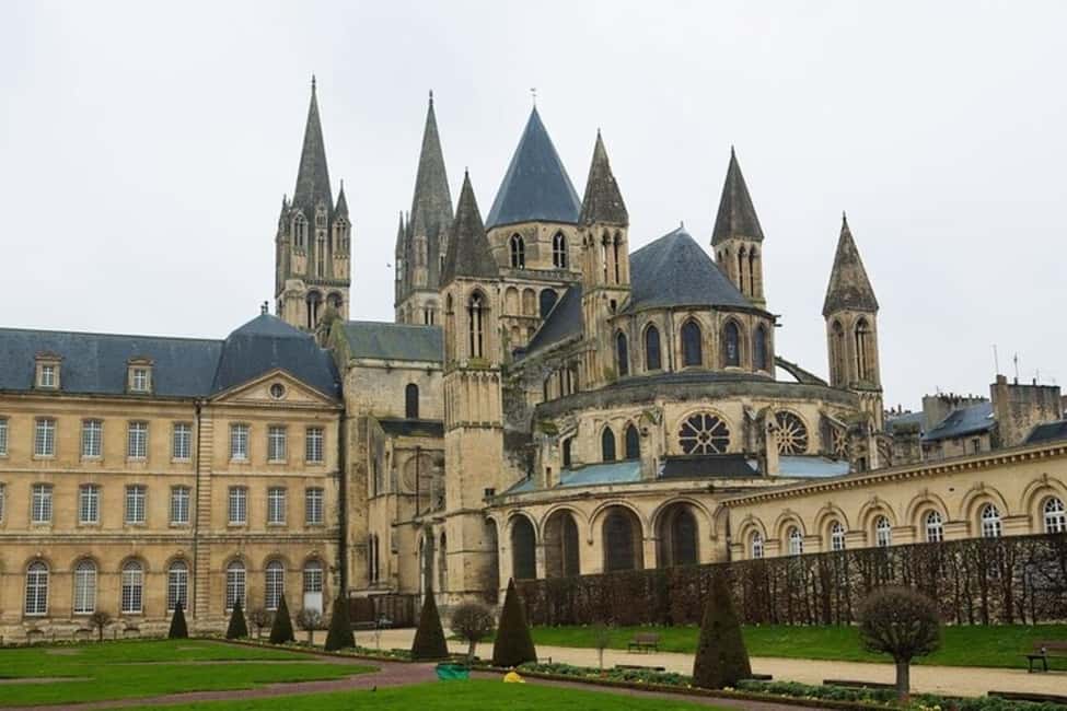 Caen : Private Walking Custom Tour with a Local Guide - Key points to know before booking