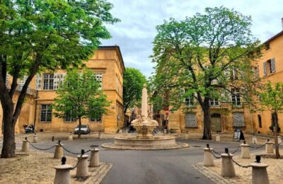 Calanques of Cassis, Aix-en-Provence & Wine Tasting Day Tour - Aix-en-Provence: fountains, squares, and grand old streets