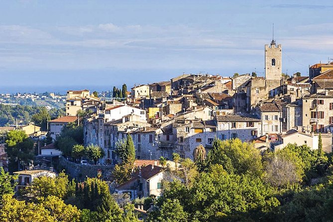 Cannes & Antibes private guided tour - How Much Guiding Should You Expect?