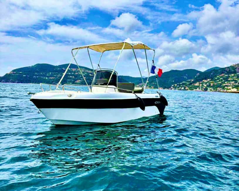 Cannes: Boat trip without a license to the Lerins Islands - Cannes from the Water