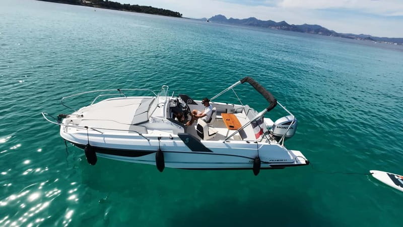 Cannes: Lérins Islands Private Boat Tour - La Croisette from the sea: a satisfying finish to the loop