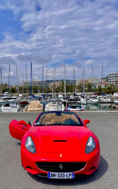 Cannes : Visite guidée en Ferrari sur les routes de Cannes - The Croisette drive: glamour, speed, and real road feel