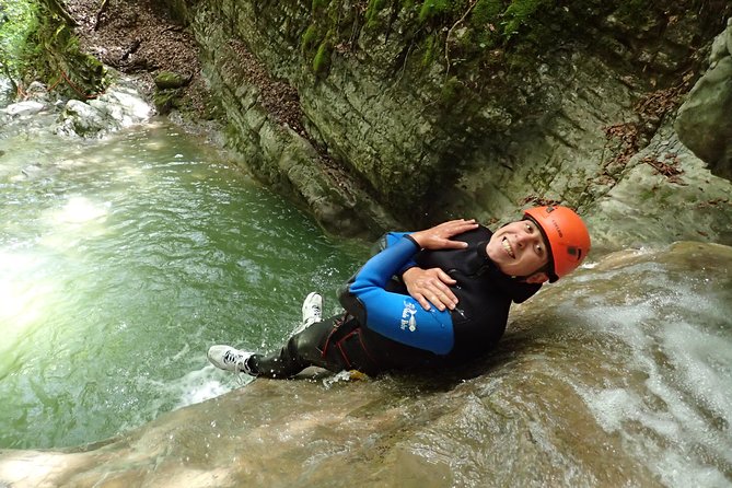 Canyoning Annecy Angon Discovery - Suited-up at the start: neoprene gear, what you wear, and what to bring
