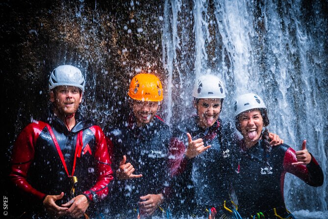 Canyoning of the Wolf Gorge - Entering the Gorges du Loup: why this canyoning route works