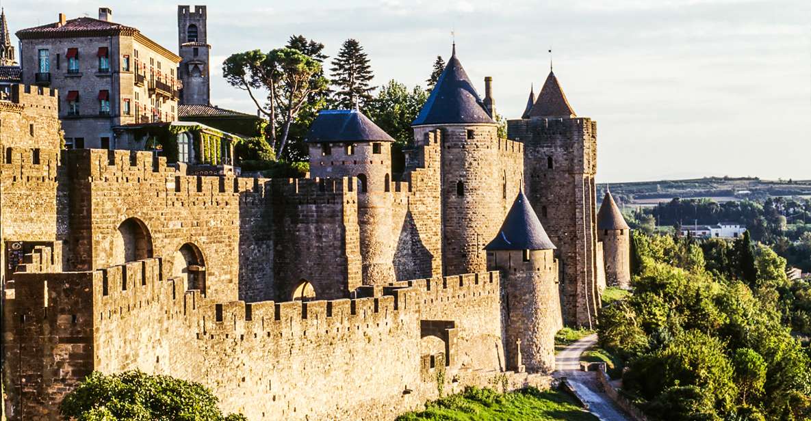 Carcassonne: Castle and Ramparts Entry Ticket - Château Comtal courtyards: where the fortress story begins