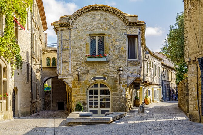 Carcassonne Half DayTour from Toulouse - Entering the Cité through its medieval defenses