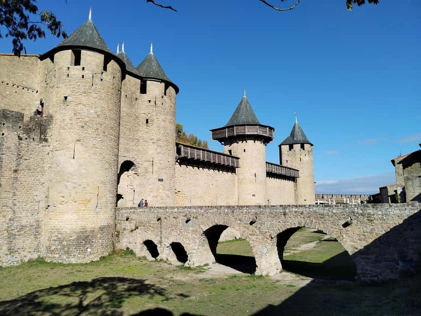 Carcassonne: Private Guided Tour of the Medieval Fortress - 2-hour versus 3-hour: what each option really changes