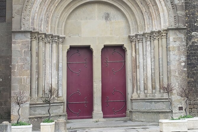 Carcassonne 's Medieval Walls: A Self-Guided Tour - Porte Narbonnaise: following the wall like a defensive planner
