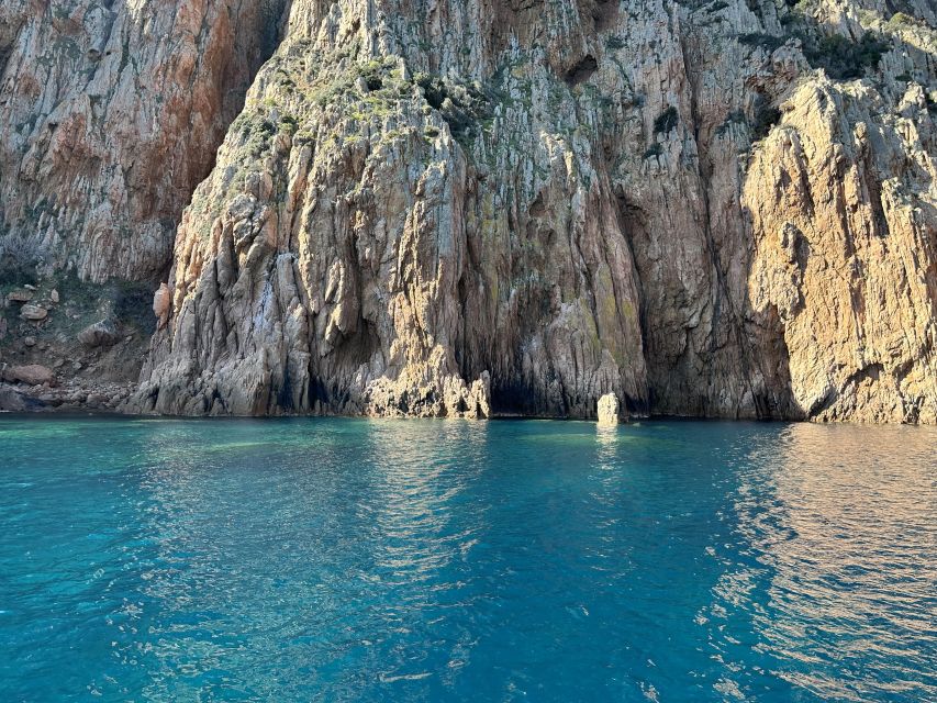 Cargèse: Les Calanques De Piana - Meeting Jean Baptiste aboard the Sacha