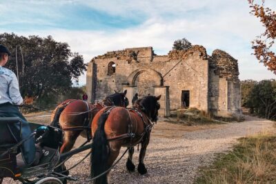 Carriage rides, Pays de Sommières - Saint André Church and the first village stories