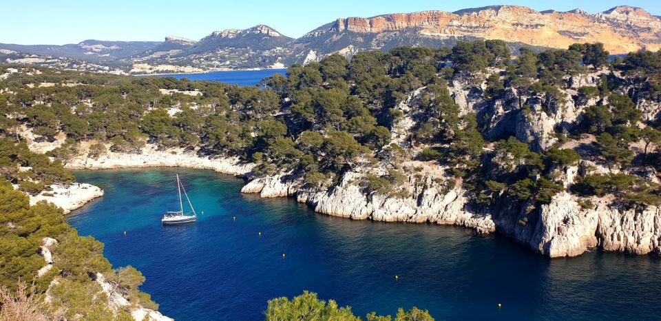 Cassis: 3 Calanques Half-Day Hiking Tour with Swimming - What to bring for this 7 km Calanques hike (and what to skip)