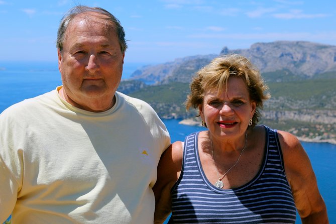 Cassis ancient fishing port, Calanques & spectacular Cap Canaille private tour - Lunch is yours to arrange