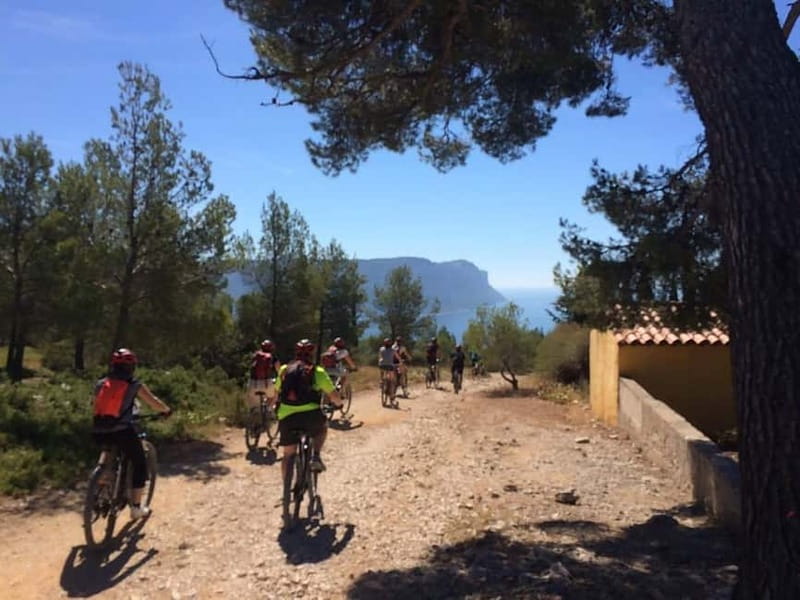 Cassis: Calanques and Viewpoints Tour by Mountain E-Bike - E-bike training that doesn’t waste time