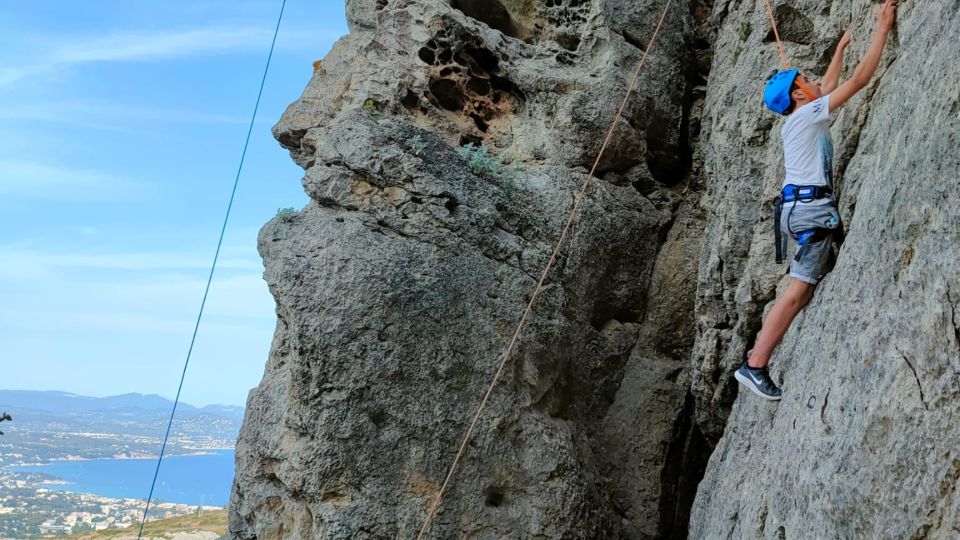 Cassis - La Ciotat : Climbing class on the Cap Canaille - Routes adjusted to your level