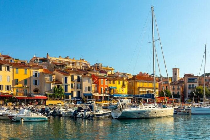 Cassis, the Calanques & the Villages of Luberon in private tour. - Cassis and the Calanques: begin with the sea
