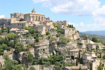 Cassis, the Calanques & the Villages of Luberon in private tour. - Lourmarin: Provence at an easier pace