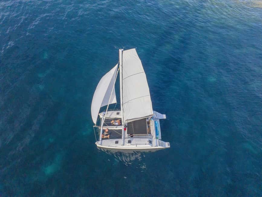 Catamaran excursion in the Estérel - Setting out from Théoule-sur-Mer