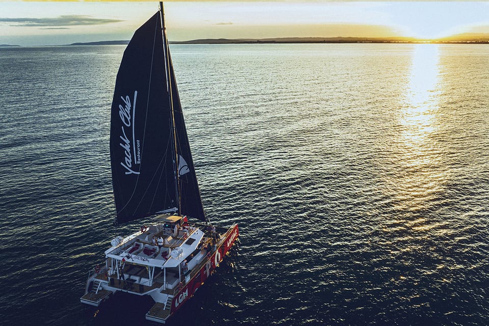 Catamaran Lucile | La Grande Motte Camargue Sax & Grill - Who will enjoy this evening most