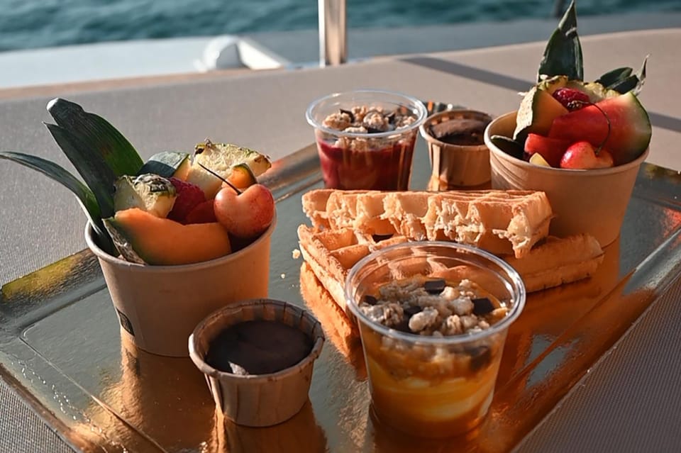Catamaran Lucile | Sunday brunch - Setting Sail for a Real Sunday in the South of France