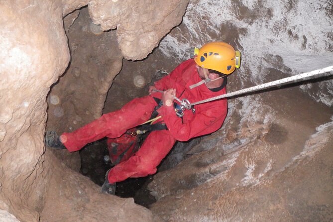 Caving - half day in Ardeche - How demanding is the crawling?