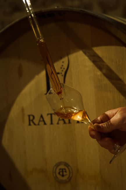 Champagne Cellar Experience: Explore our historic cellars - Entering Champagne Harlin’s courtyard on Rue de la Fontaine