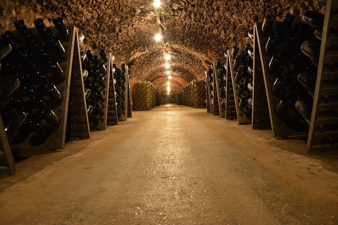 Champagne experience with a vintage van from Epernay - 3 hours - Champagne, but make it personal: the vintage van style
