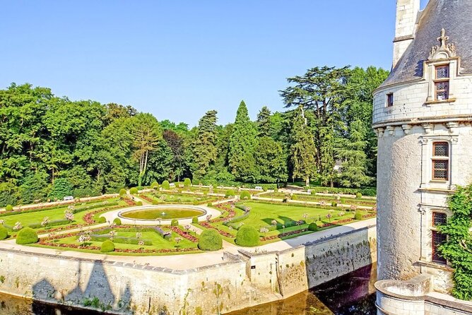 Chenonceau Castle: Private Guided with Ticket - What the two-hour itinerary gives you
