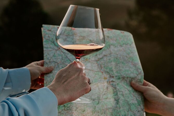 Citroën 2CV Burgundy rental and Tasting at the Château de Pommard - The welcome and handover matter