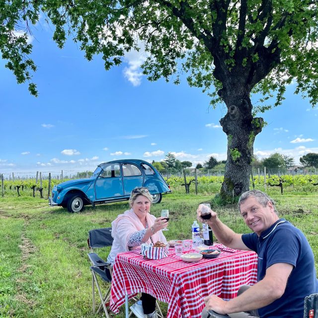 Classic car private tour : half day Margaux & Médoc - Cécilia’s role is central