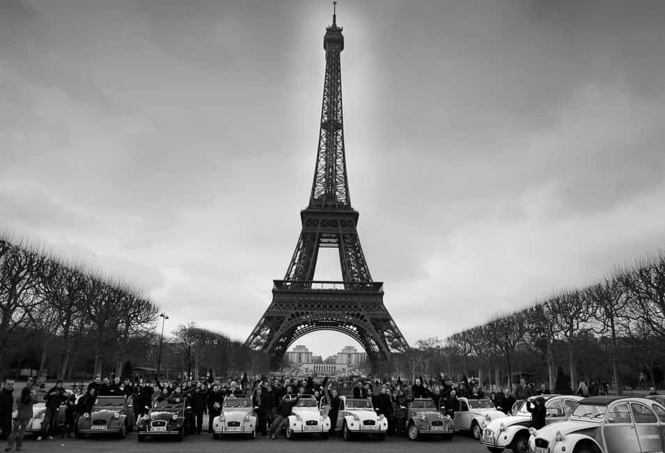 Classic, Romantic Paris: 3-Hour Vintage 2CV Tour - Classic Paris in motion: Champs-Élysées, Arc de Triomphe, and the Trocadéro-to-Eiffel sweep